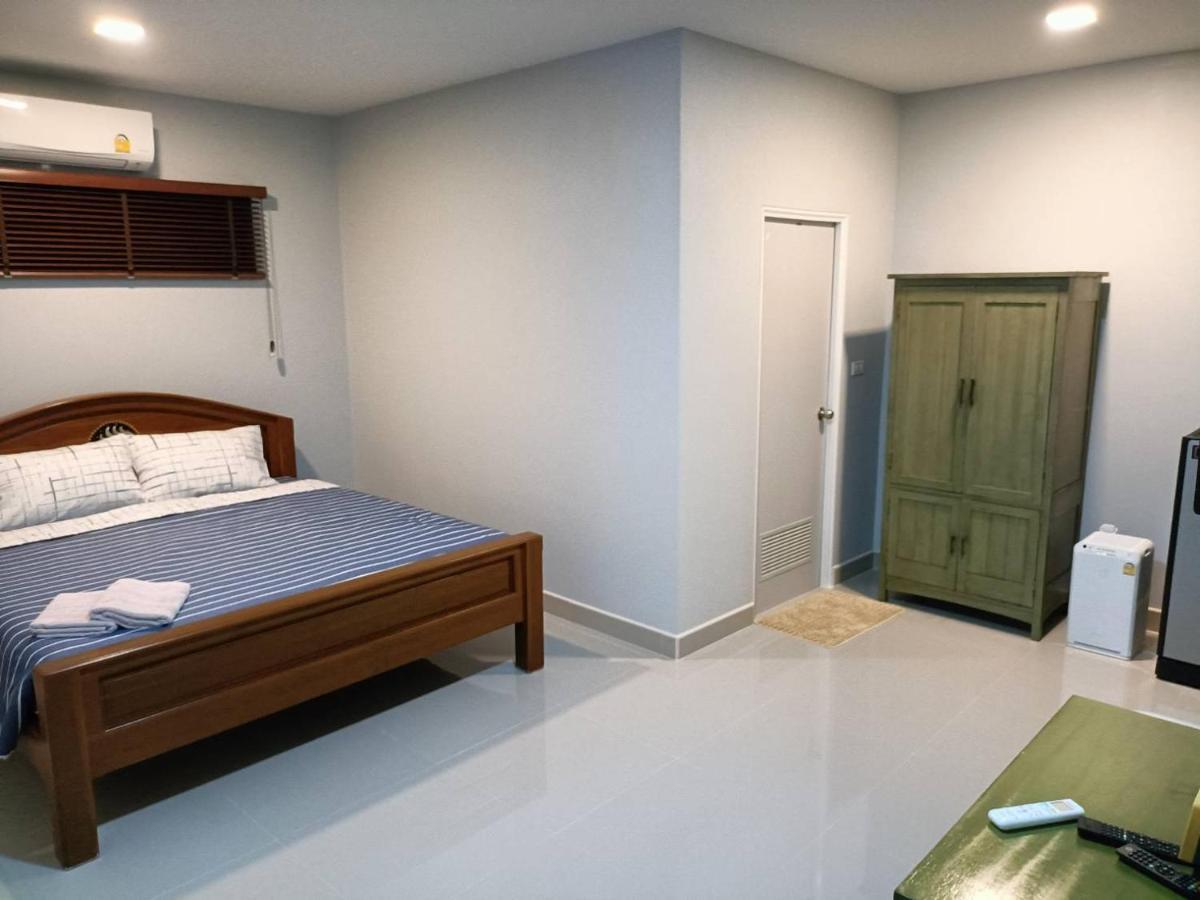Numhom Resort Ban Nong Chum Saeng Exteriör bild