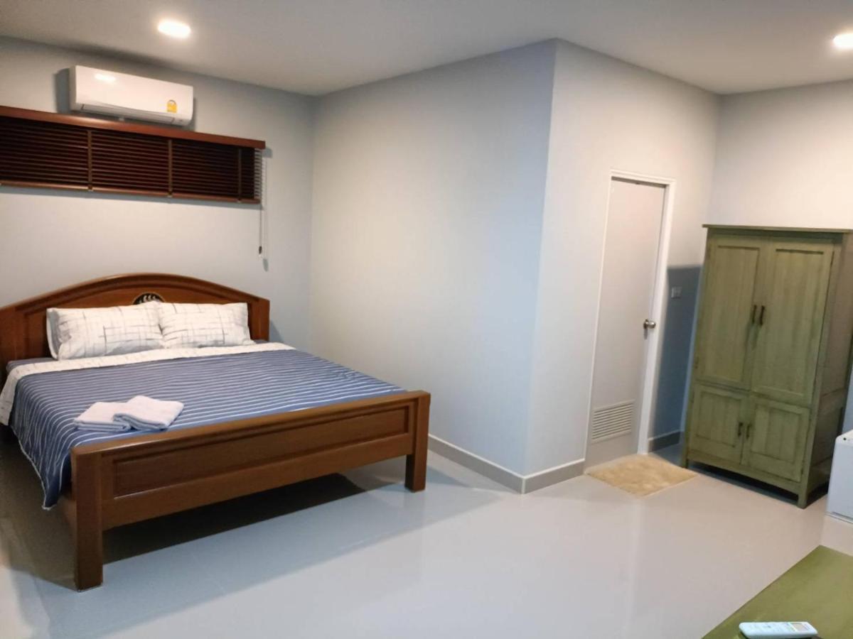 Numhom Resort Ban Nong Chum Saeng Exteriör bild