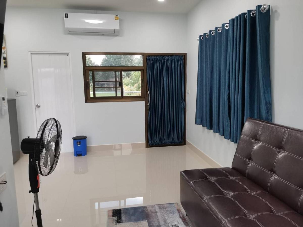 Numhom Resort Ban Nong Chum Saeng Exteriör bild
