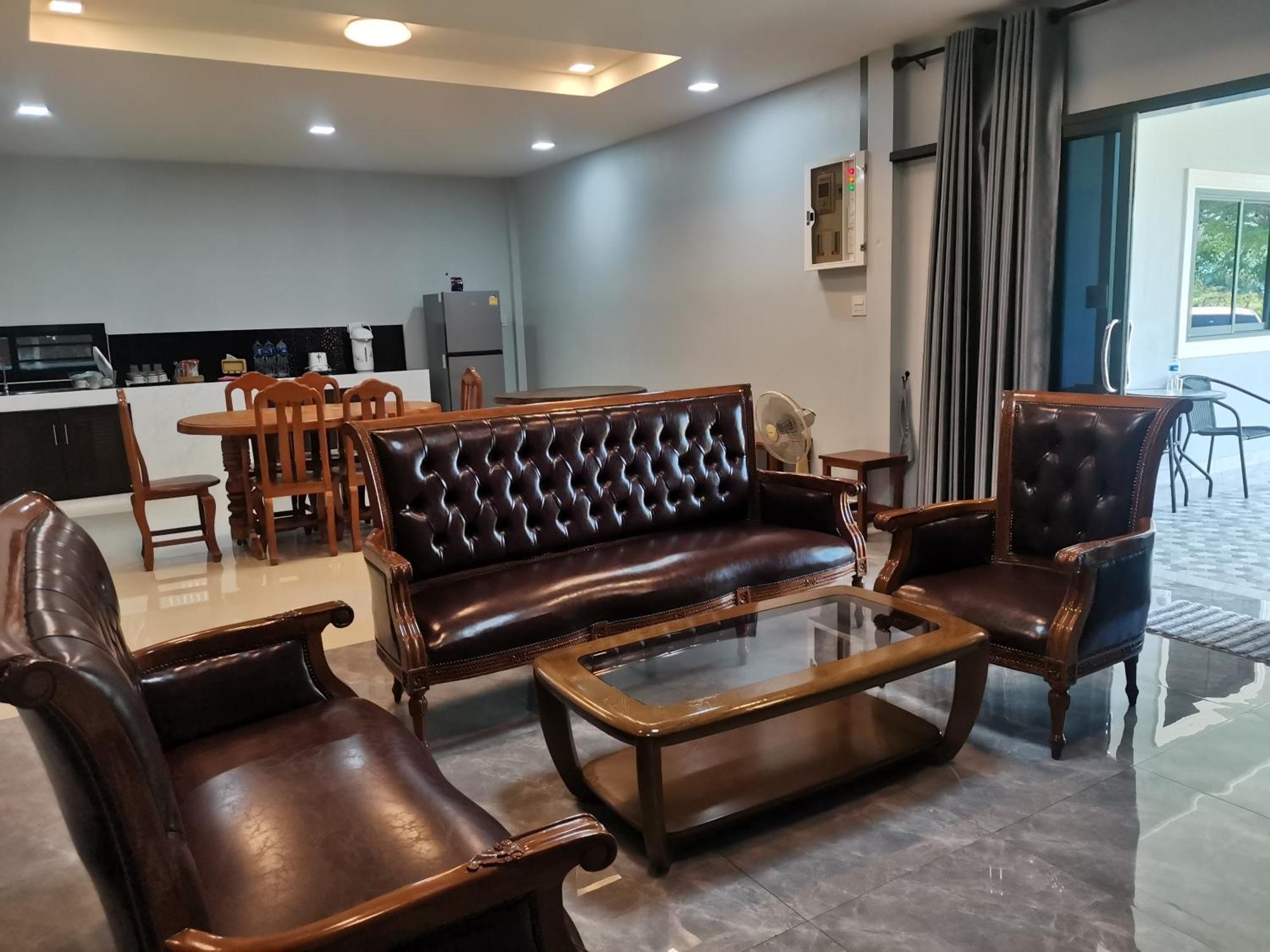 Numhom Resort Ban Nong Chum Saeng Exteriör bild